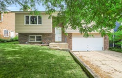 3110 Still Hill Drive, McHenry, IL 60050