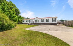 804 Maynard Boulevard, Jacksonville, NC 28546