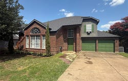 1520 Warwick Drive, Mansfield, TX 76063