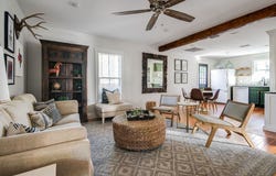 212 W Peach St, Fredericksburg, TX 78624