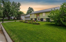 2008 S 4Th Avenue, Marshalltown, IA 50158