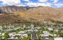 425 E Flor Cir, Palm Springs, CA 92264