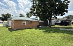 136 N Sharp Street, Poseyville, IN 47633-9025