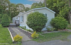 i-6 Robert Ave, Lenox, MA 01240