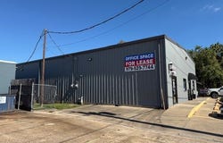 105 E Wilkins, Angleton, TX 77515