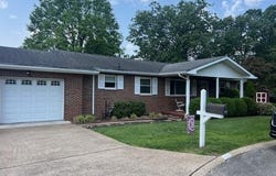 3018 Sansom Ct., Milton, WV 25541