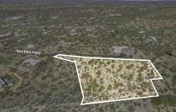 520 E Eden Place, Oro Valley, AZ 85704