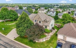 3020 Carey Heights Drive, Maplewood, MN 55109