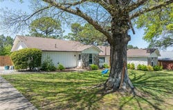 5708 Kenland  RD, Fort Smith, AR 72903