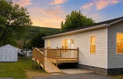 30 S SKYLINE Drive, RIDGELEY, WV 26753