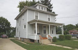 347 S Lake Street, Aurora, IL 60506