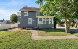902 Lake Avenue, Fort Wayne, IN 46805