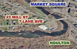 7 Lane Avenue, Houlton, ME 04730