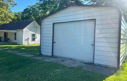 210 S 2nd Street, Browning, MO 64630