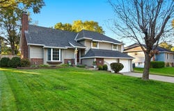 13929 S Summertree Lane, Olathe, KS 66062