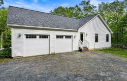16 Old Province Road, Newbury, NH 03255