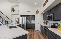 3123 E BUENA VISTA Drive, Chandler, AZ 85249