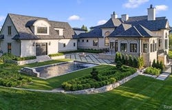 575 Chase Lane, Bloomfield Hills, MI 48304