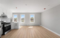 735 Broadway, Pawtucket, RI 02861