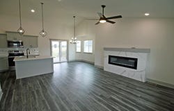 8641 E Cherrywood Ct, Bel Aire, KS 67226