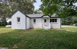 447 N JENNERSVILLE ROAD, COCHRANVILLE, PA 19330