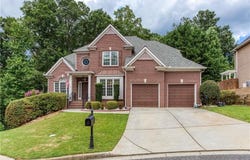 870 Creekview Bluff Way, Buford, GA 30518
