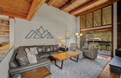 57089 Wild Lily Lane, Sunriver, OR 97707