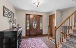 926 MILLBROOK Drive, NEENAH, WI 54956