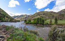 1175 Big Salmon River Rd, Riggins, ID 83549