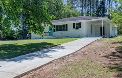 317 COMMUNITY Drive SW, Mableton, GA 30126