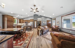 911 67th Avenue, Hudson, WI 54016