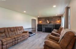 4033 HANNA ST, Roseburg, OR 97471