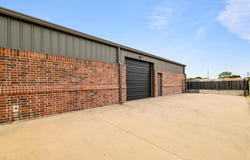 1208 N Industrial Boulevard, Pilot Point, TX 76258