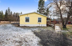 30907 N Hardesty Rd, Chattaroy, WA 99003