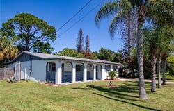 141 W CONNECTICUT Avenue, EDGEWATER, FL 32132