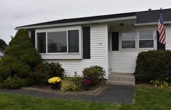 64 Poplar St, Chicopee, MA 01013