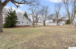 608 8th St. SE, Waseca, MN 56093