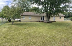 717 Cottage, Clare, MI 48617