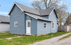 1053 Gentry Street, Frankfort, IN 46041-1347