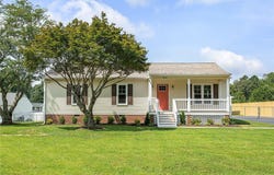 5809 Plaster Lane, Quinton, VA 23141