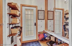 17 Meadowbrook Avenue, Rumson, NJ 07760