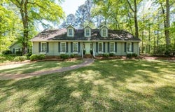 5761 Kentucky Downs Drive, Macon, GA 31210