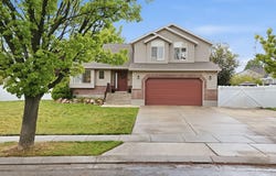 4975 McGinnis Ln, West Jordan, UT 84081