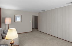 909 SMITH STREET, DELRAN, NJ 08075