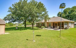 212 Marie Court, Joshua, TX 76058