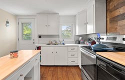 17 Lawson Avenue, Franklin, NH 03235