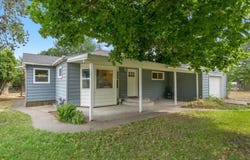 24912 E Heather Ln, Newman Lake, WA 99025