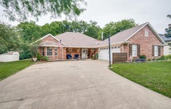 7227 N Stone Meadow Circle, Rowlett, TX 75088