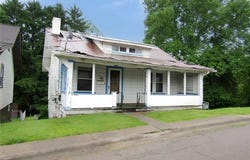 125 Home St, New Kensington, PA 15068
