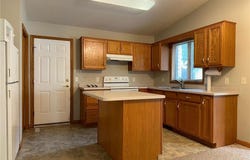 101 Lillie Lane SE, Pine Island, MN 55963